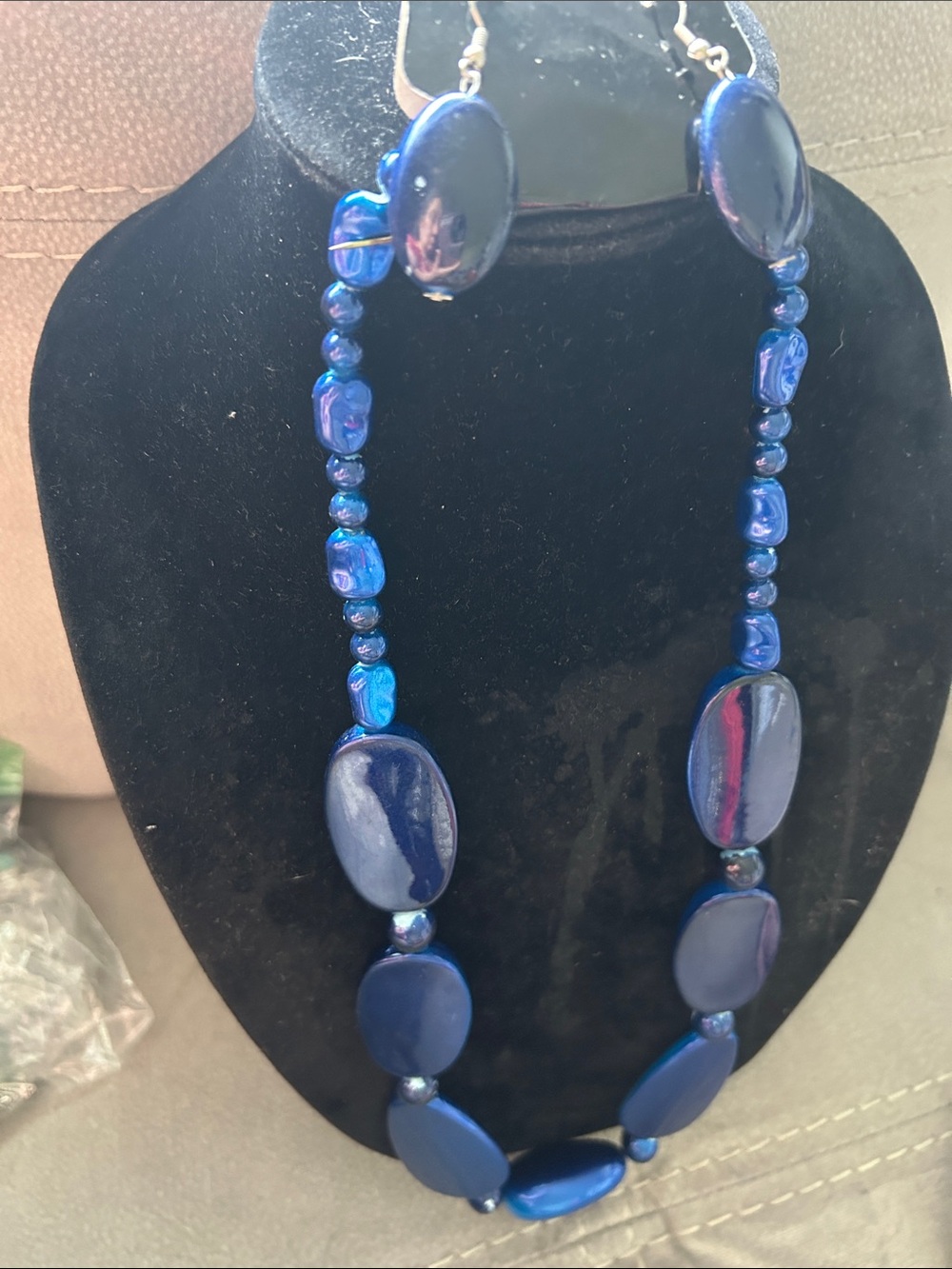 Fashion Jewelry Shimmering Blue Bead Necklace